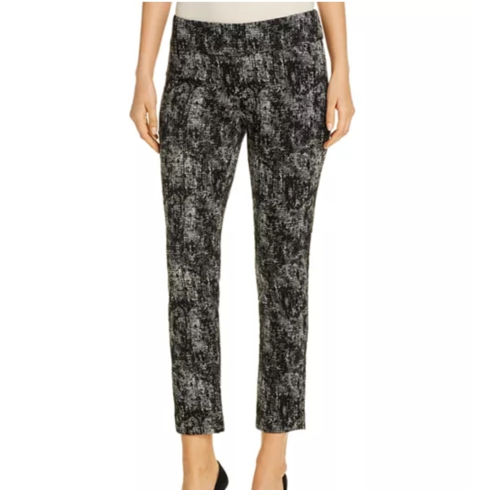 Nic+Zoe  Printed Crop Pants